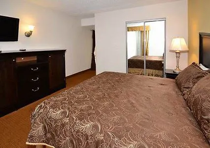 Charleston Grand Hotel 3*